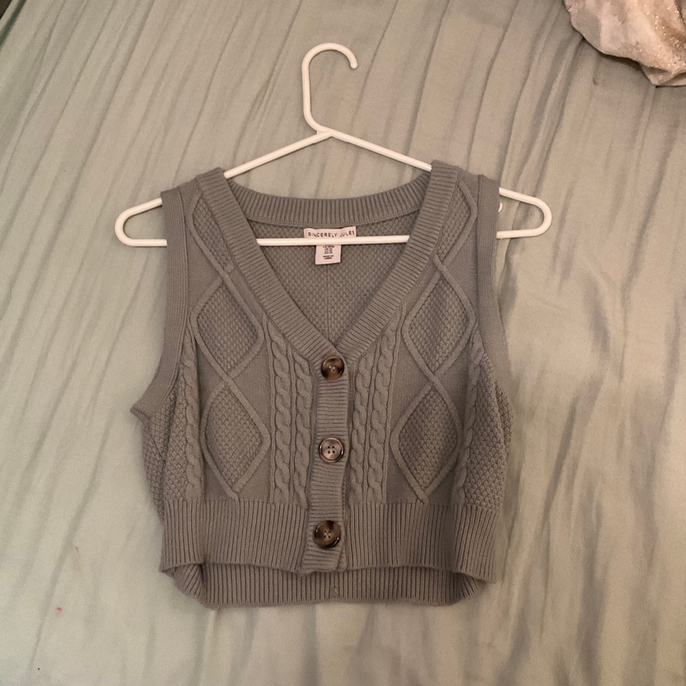 Cute sleeve cut sweater style cropped top